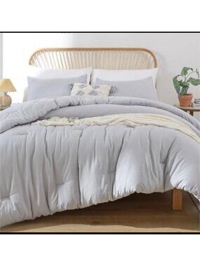 Full Size 3-Piece Bedding Set With Comforter & 2 Pillow Shams Light Gray Soft &